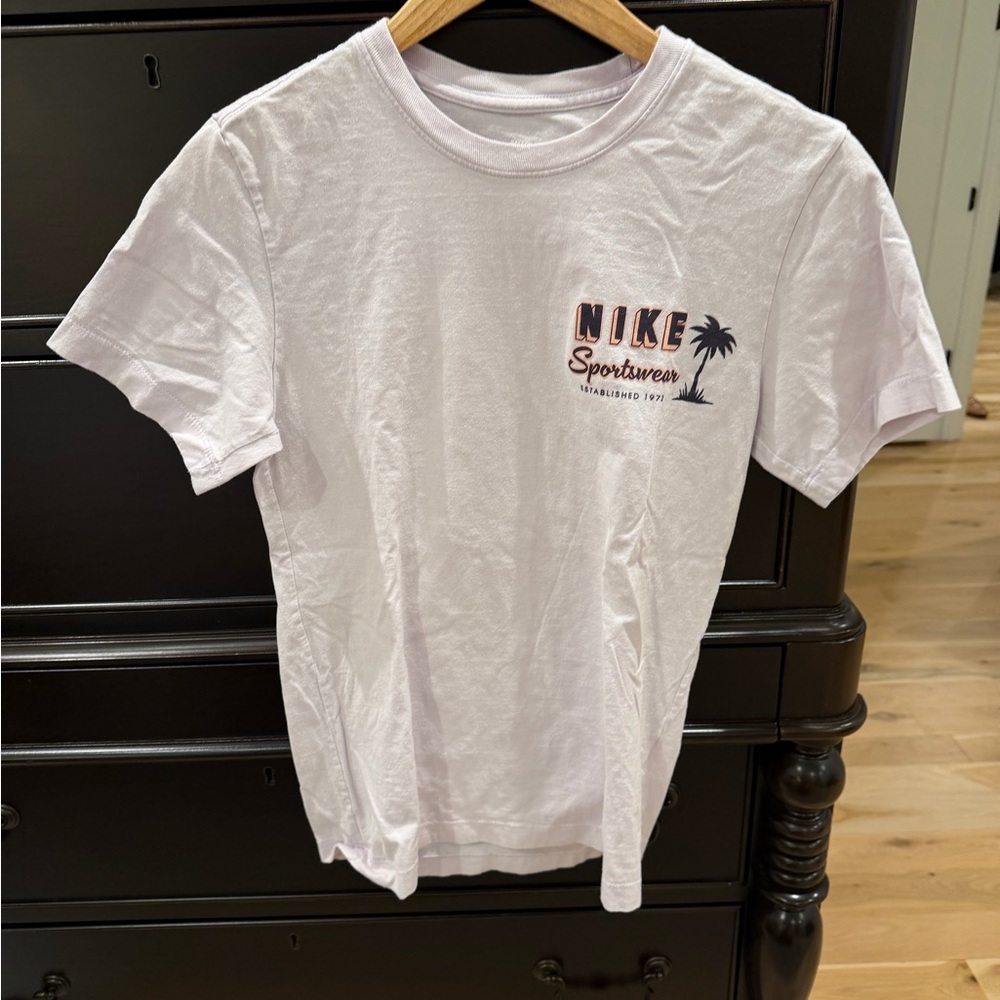 Nike White Short Sleeve Sportswear Logo Tee